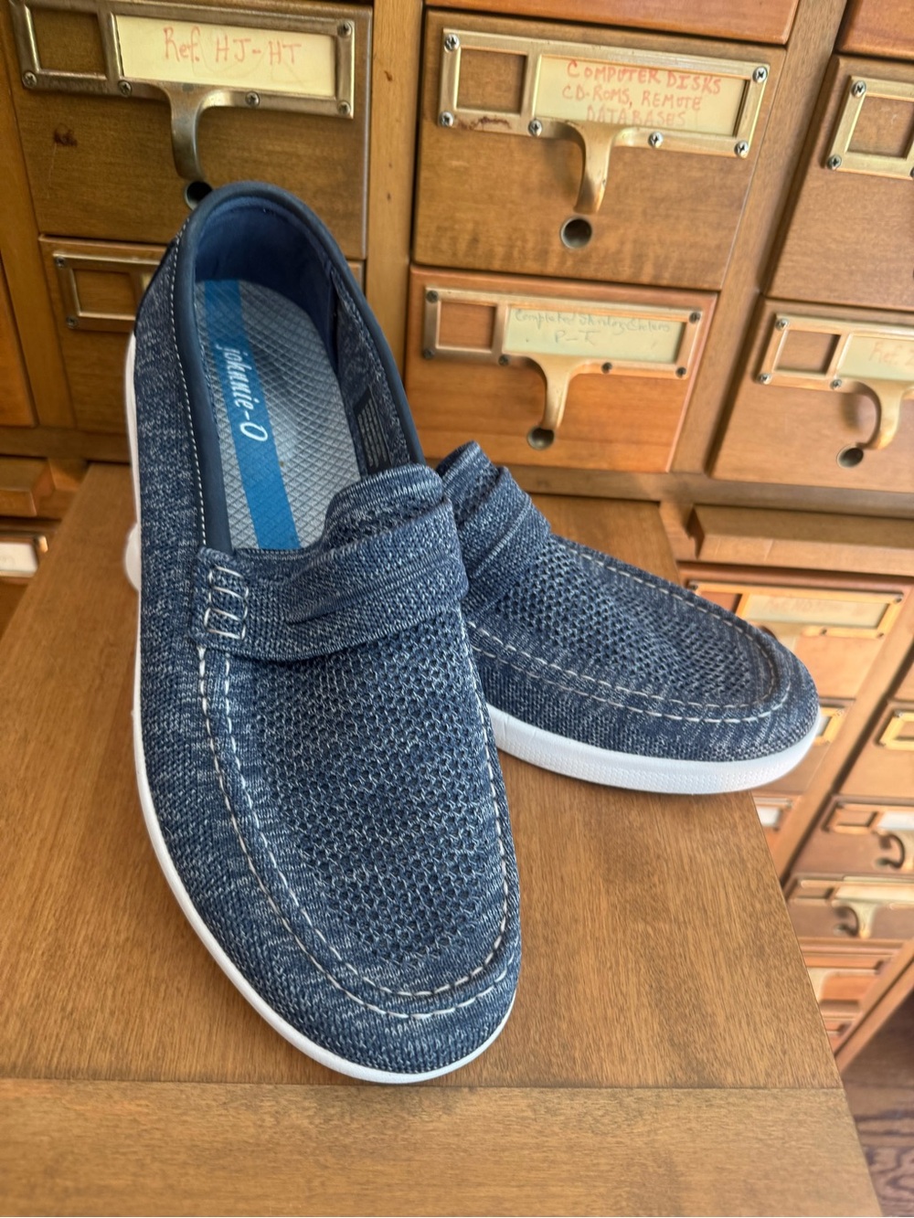 johnnie-O Flylite Loafer Men’s 11M Twilight Navy Blue Woven Slip-On